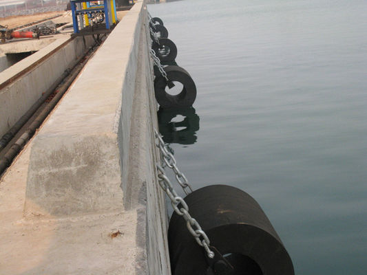 Assorbimento di alta energia cilindrico di gomma dei cuscini ammortizzatori della barca della varia installazione