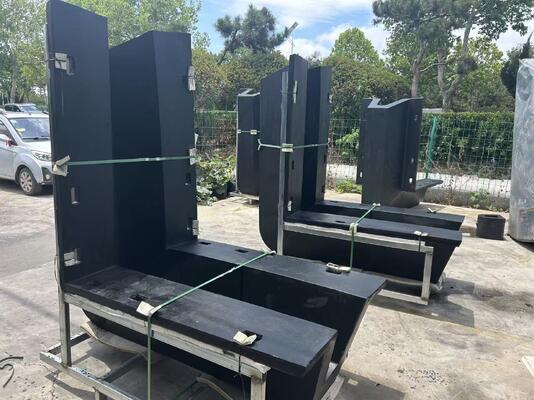 PARAFANGO PNEUMATICO IN GOMMA Design ad Arco per Bassa Manutenzione e Affidabilità Duratura