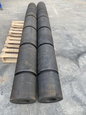 Fenders per rimorchiatori per la protezione delle imbarcazioni idriche con densità eccezionale 2.3-3.9 g/cm3 Durezza 70-85A