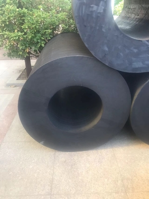 Fender di gomma cilindrica a bullone per installazione 10-1000 kg Lunghezza 1000-5000 mm Personalizzabile per applicazioni portuali e di docking