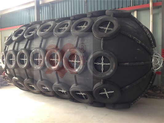 Submarino Yokohama Fenders Durable