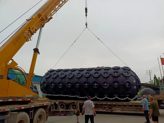 0.5-4.5m di diametro Yokohama Marine Fender con bassa forza di reazione e 2 anni di garanzia