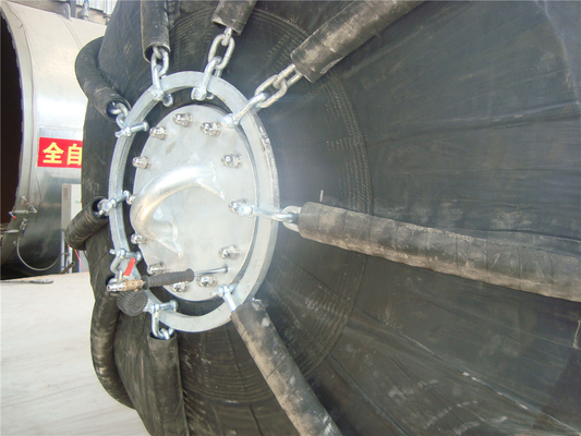 2 anni di garanzia Yokohama Pneumatic Fenders con materiale di gomma e flange di galvanizzazione a caldo