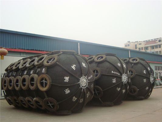 2 anni di garanzia Yokohama Pneumatic Fenders con materiale di gomma e flange di galvanizzazione a caldo