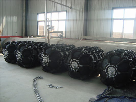 2 anni di garanzia Yokohama Pneumatic Fenders con materiale di gomma e flange di galvanizzazione a caldo