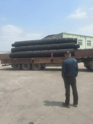 Durezza 70-85A Fenders di rimorchiatori Capacità di carico pesante Mould And Extrusion Craft Soluzioni durevoli di protezione marina