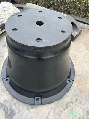Fenders in gomma a cono approvati da SGS che forniscono durezza 60-70 Shore A e resistenza alle intemperie Ideale per sistemi di attracco marittimo