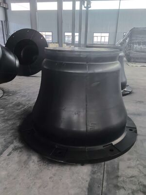 Fenders in gomma a cono approvati da SGS che forniscono durezza 60-70 Shore A e resistenza alle intemperie Ideale per sistemi di attracco marittimo